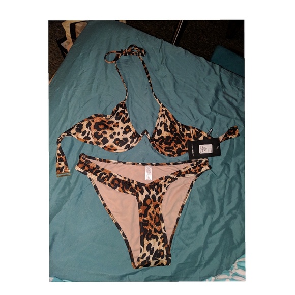 NWT Cheetah Print Cheeky Underwire Bikini Sold Out - Picture 2 of 6